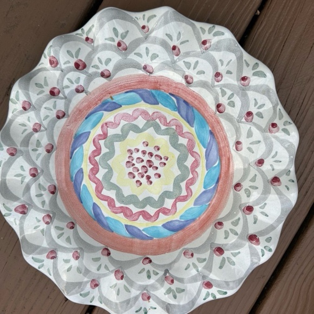 Retired MacKenzie-Childs Stoke Gabriel 11" Ruffled Fluted Dinner Plate